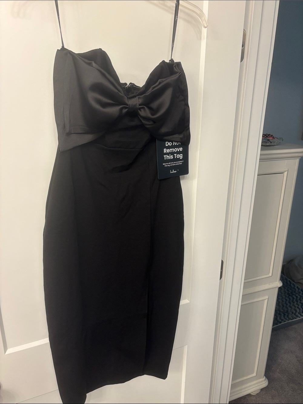 Elegant Black Bow-Front Strapless Dress NWT
